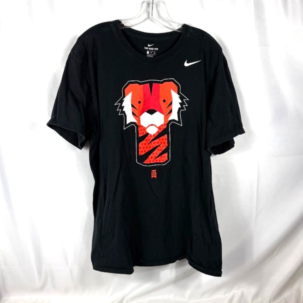 Tiger Woods XXL 2XL Nike Tee T-Shirt Golf Club Cover